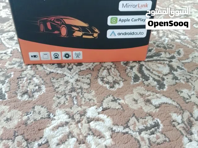 شاشة سيارة جديدة