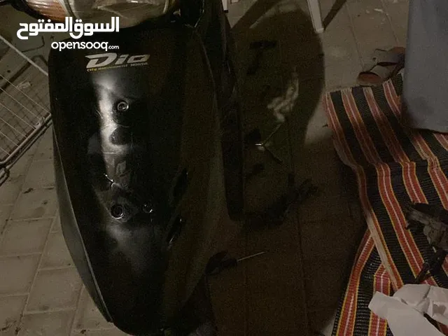 أم شراع للبيع ب 800