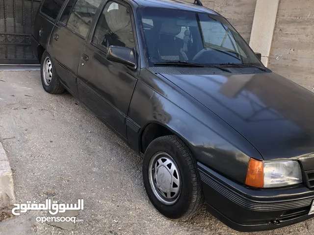 Used Opel Kadett in Zarqa