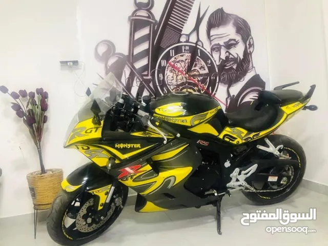 Hyosung GT250R2018