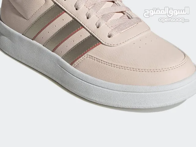 Pink Sport Shoes in Hawally