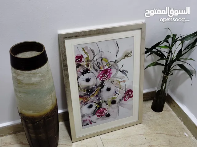 للبيع لوحه وفازه وزرع طبيعي السعر 3.5 دينار