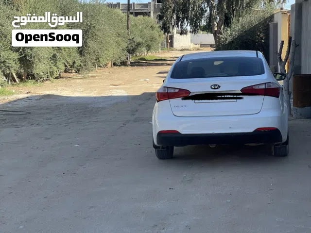 Used Kia Cerato in Bani Walid