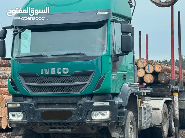 Tractor Unit Iveco 2017 in Misrata