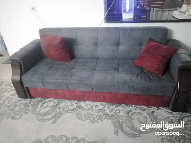كنبات يتحوله لسرير 3 بسعر حرق