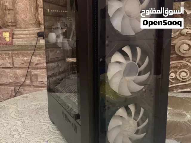 كيس حجم وسط للبيع استعمال 8 اشهر مراوح 4 RGB  الزرقاء  السعر 30