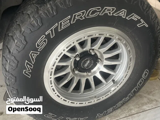 285/70/17 للبيع