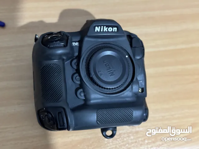 Nikon D5+2 battery and dual charger 2 card