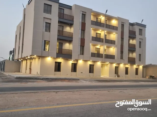 300 m2 More than 6 bedrooms Apartments for Rent in Al Riyadh Al Khaleej