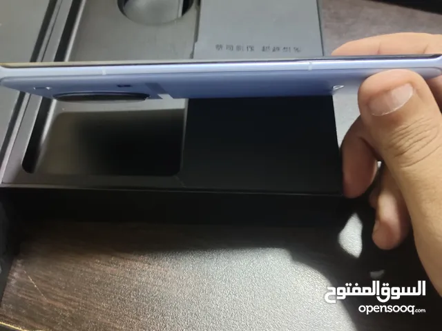Vivo x90 blue