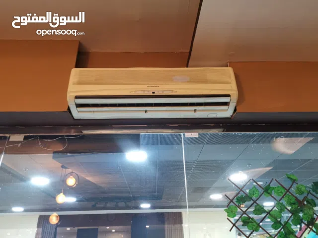 للبيع معدات مطعم كاملة بحالة ممتازة