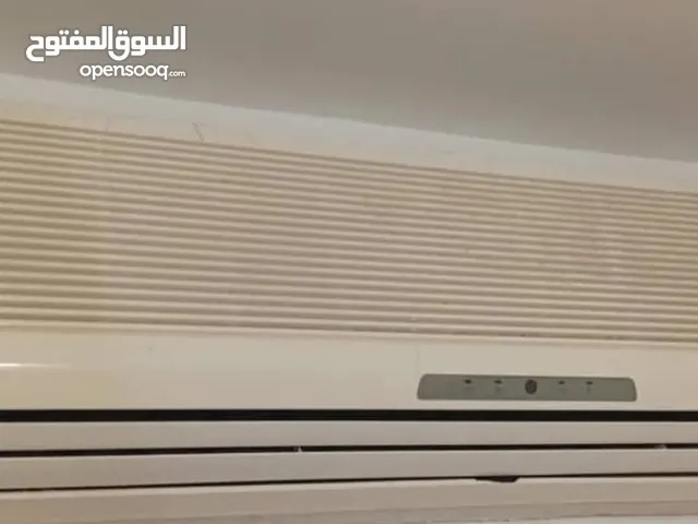 مكيف ال جي وكاله غير موفر للطاقه حاله ممتازه 2 طن