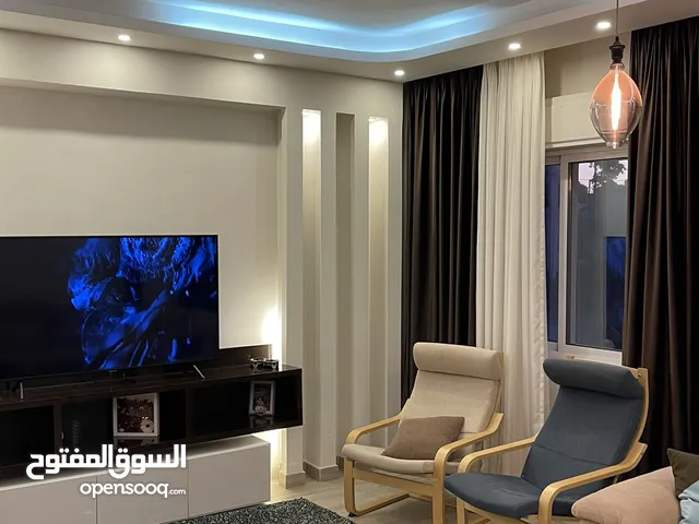 210 m2 3 Bedrooms Apartments for Sale in Amman Umm Quseir