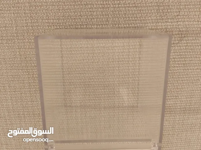 علب توزيعات من الأكريليك
