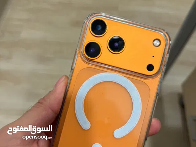 iPhone 17 اقرأ الإعلان قبل الاتصال
