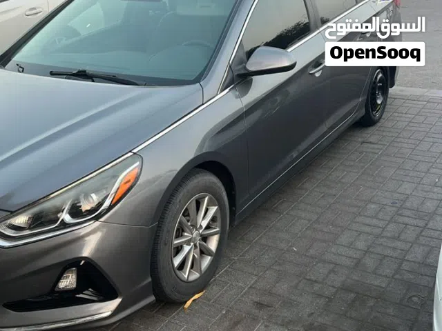 Sedan Hyundai in Muscat