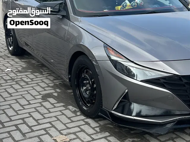 اتصل عليه وتشلع عيوني