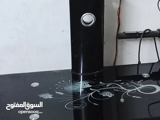 طاوله شاشه بحاله الوكاله للبيع سعر مغري