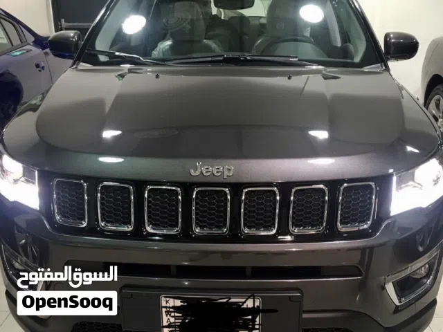 جيب كومباس 2019  اعلي مواصفات صبغ الوكاله بحالة ممتازه
