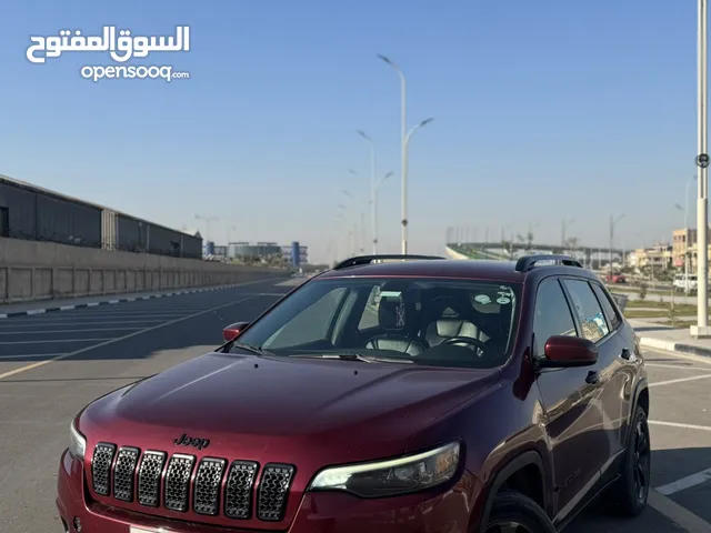 Used Jeep Cherokee in Basra