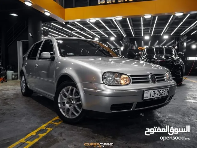 Volkswagen Golf MK 2003 in Zarqa