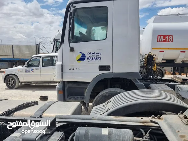 شاحنات وذنبات للبيع