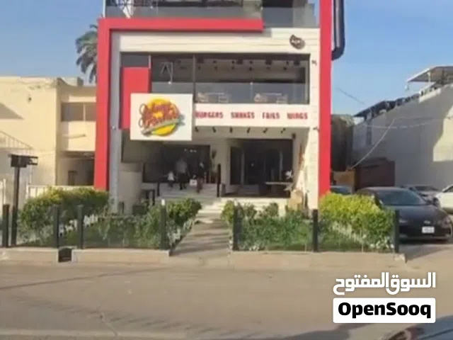 طابقين للايجار في اليرموك الاربع شوارع مساحة 300م