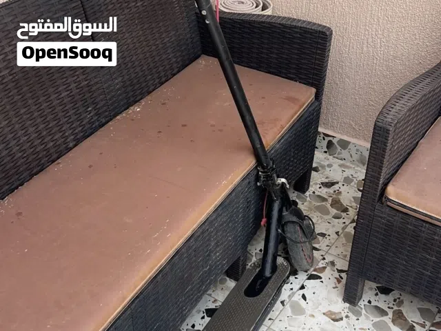 للبيع سكوتر مستعمل بدون توصيل المنطقة الظهر