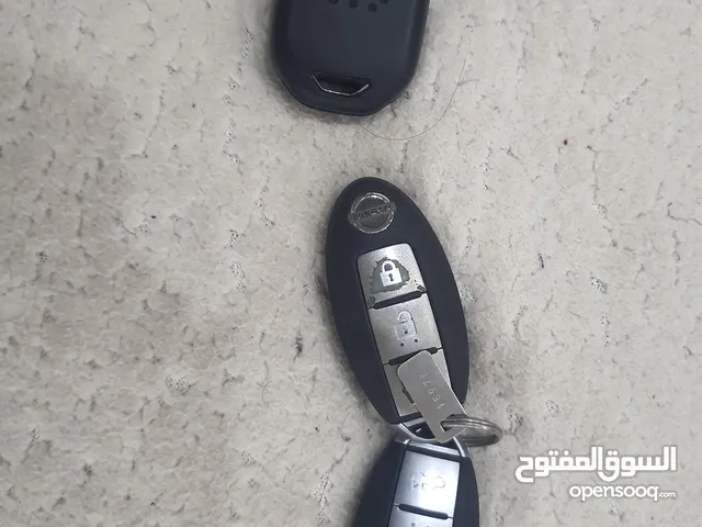 للبيع مفتاح هوندا اكورد ومرتاحين نيسان