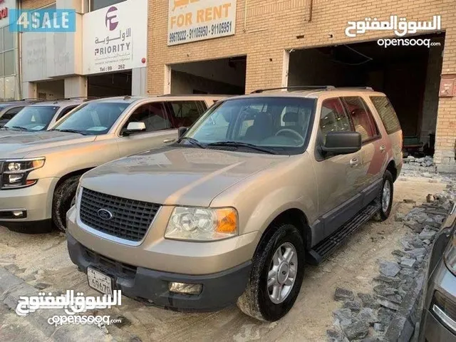 Ford Expedition 2005 in Kuwait City