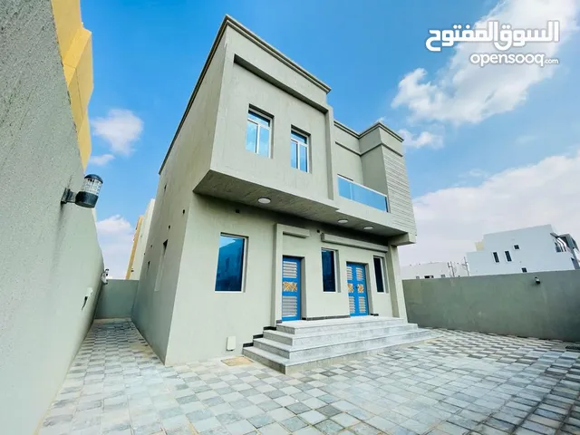 (AhMeD) للايجار بالزاهية اربع غرف نوم ماستر وصالتين ومجلس ومطبخ بسعر ممتاز وموقع مميز