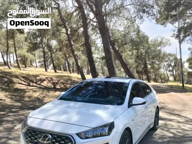 2020 هيونداي ايونيك Standard