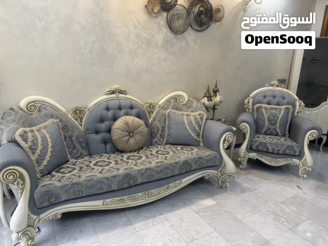 تخم تركي 10 مقاعد مع طبله وسطيه وطبلات جانبيه عدد 2 نظيف جداً