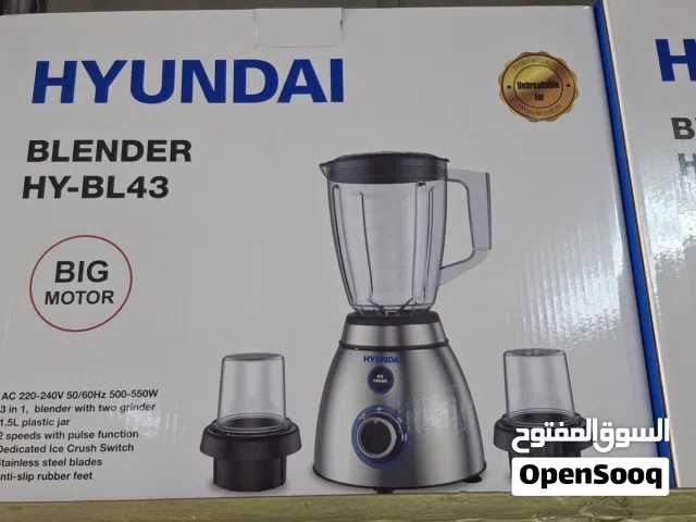 خلاط هونداي استانلس ستيل قوه 500 الى 550 واط شاف لتر ونص مطحنه عدد 2 والسعر شامل التوصيل داخل عمان