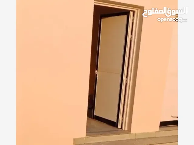 المستودع للاجار منطقة السجع خلف مزادللسيارات