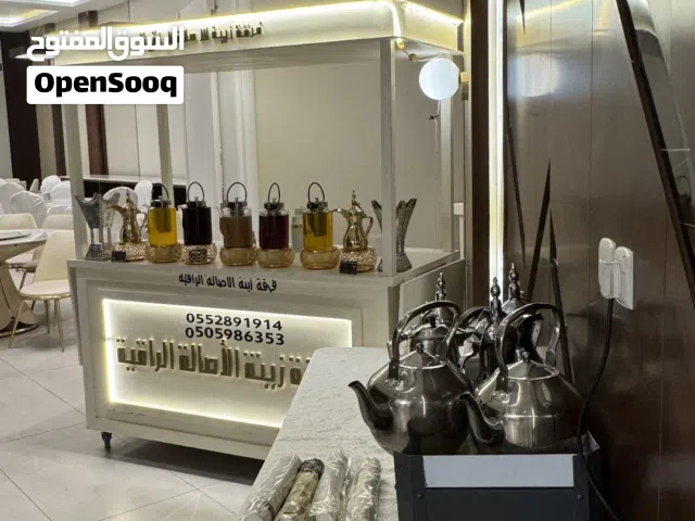 قهوجية و مباشرين رقي في التعامل