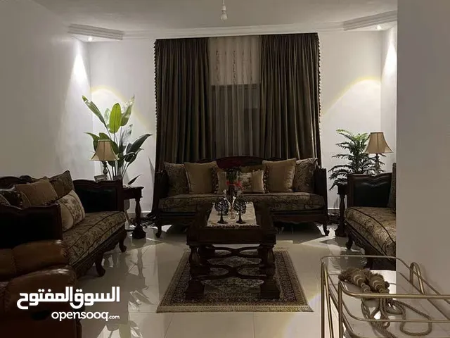 165 m2 3 Bedrooms Apartments for Rent in Amman Daheit Al Rasheed