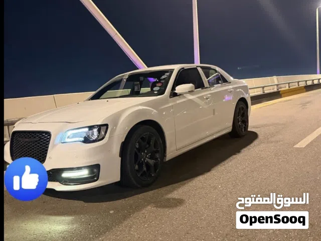 Used Chrysler 300 in Basra
