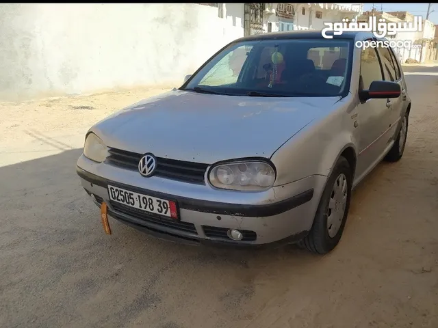 Volkswagen Golf 1998 in El Oued