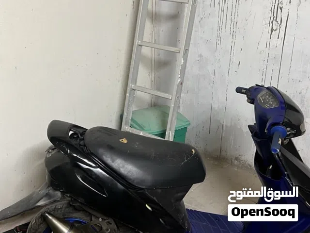 هوندا دايو تو للبيع ب 800 يبالها كربيتر اذا بتخلص ها اليومين 600 و ماعندي توصيل الدراجه ف الفلاح