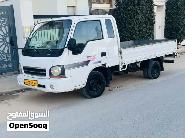 2004 كيا اخرى