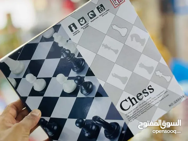 لعبة شطرنج  متوفر ب3احجام مختلفة