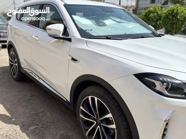 بيضاءX70 plus