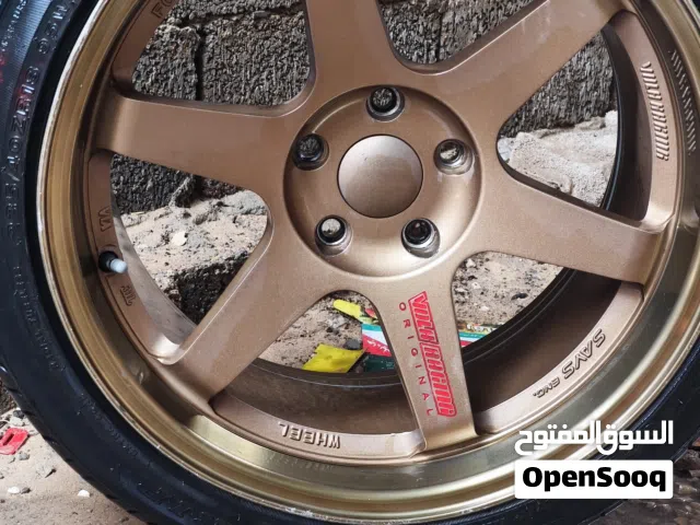 اطار بالقومه جديد R18 235/40