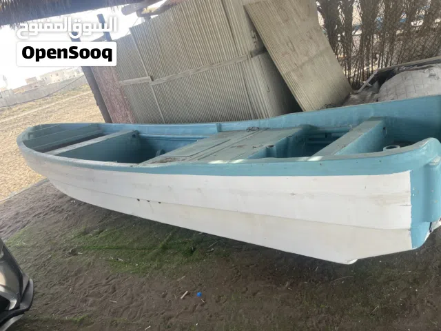 قارب 23 قدم للبيع
