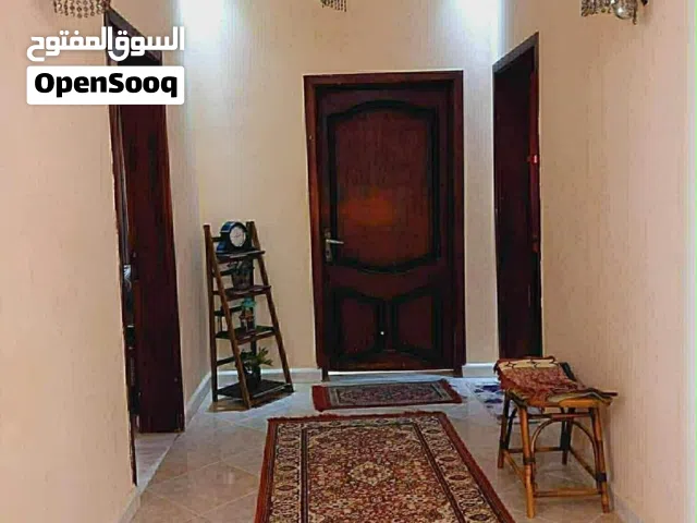 كزيوني منزل كبير دورين و ملحق واجهتين