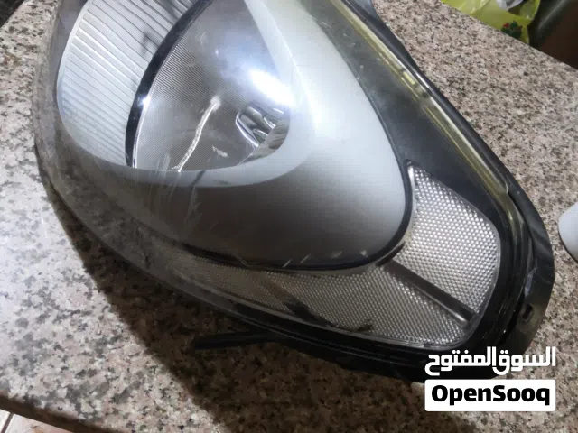 هونداي فيرنا 2011 ضو امامي شمال