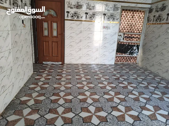 180 m2 2 Bedrooms Villa for Rent in Basra Al-Jazzera