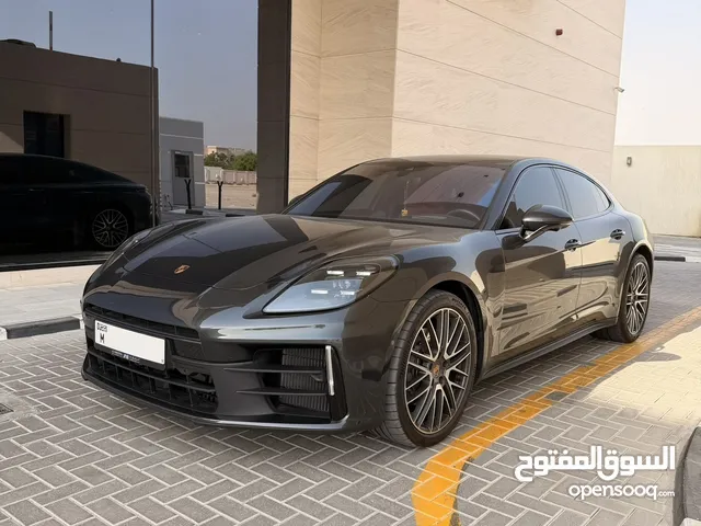 Used Porsche Panamera in Sharjah