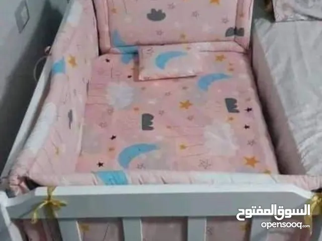 سرير اطفال رضع للبيع